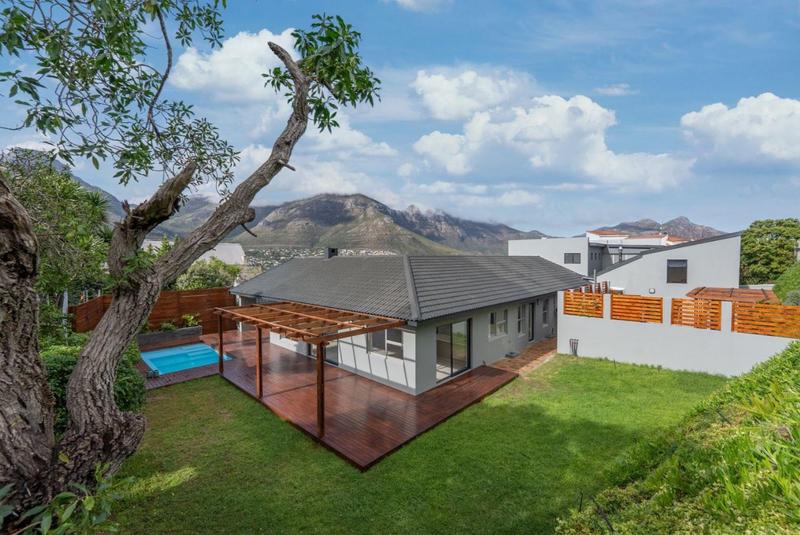 3 Bedroom Property for Sale in Hout Bay Western Cape